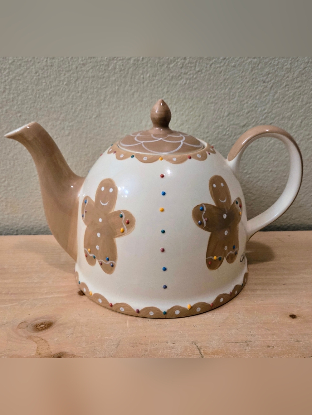 Vintage Le Gourmet Gingerbread Man Ceramic Teapot Christmas Decor